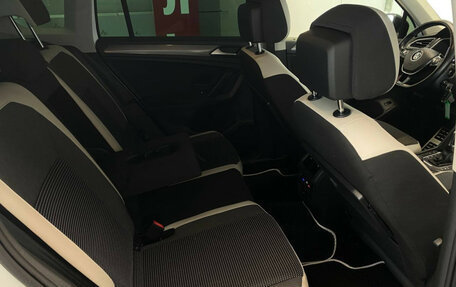 Volkswagen Tiguan II, 2019 год, 2 999 000 рублей, 16 фотография