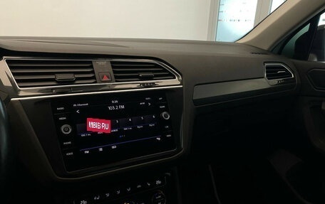 Volkswagen Tiguan II, 2019 год, 2 999 000 рублей, 23 фотография