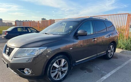 Nissan Pathfinder, 2015 год, 1 630 000 рублей, 9 фотография