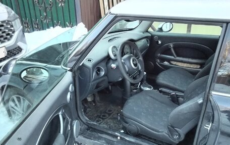 MINI Hatch, 2006 год, 399 999 рублей, 6 фотография