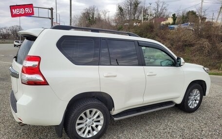 Toyota Land Cruiser Prado 150 рестайлинг 2, 2014 год, 3 100 000 рублей, 2 фотография