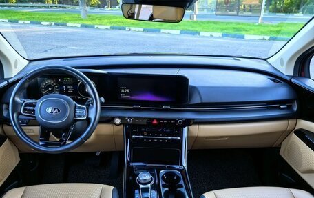 KIA Carnival, 2021 год, 4 700 000 рублей, 15 фотография