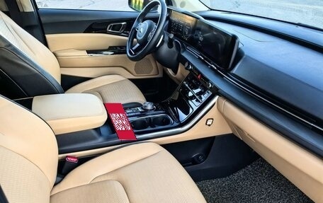 KIA Carnival, 2021 год, 4 700 000 рублей, 10 фотография