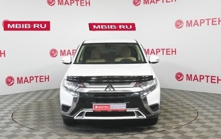 Mitsubishi Outlander III рестайлинг 3, 2019 год, 2 048 000 рублей, 2 фотография