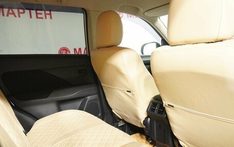 Mitsubishi Outlander III рестайлинг 3, 2019 год, 2 048 000 рублей, 11 фотография