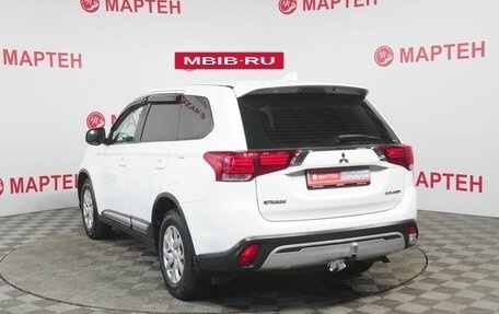 Mitsubishi Outlander III рестайлинг 3, 2019 год, 2 048 000 рублей, 7 фотография