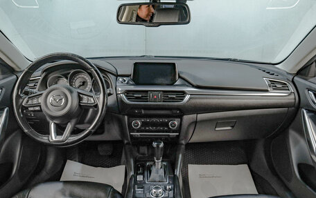 Mazda 6, 2017 год, 1 899 000 рублей, 10 фотография
