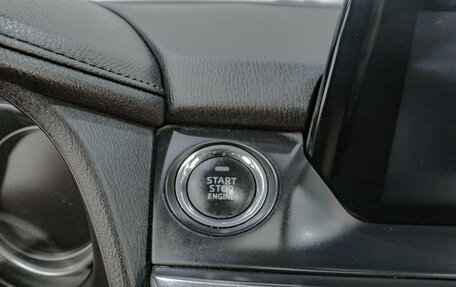 Mazda 6, 2017 год, 1 899 000 рублей, 16 фотография