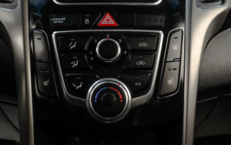 Hyundai i30 II рестайлинг, 2016 год, 1 299 000 рублей, 18 фотография