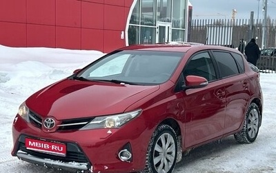 Toyota Auris II, 2013 год, 1 050 000 рублей, 1 фотография