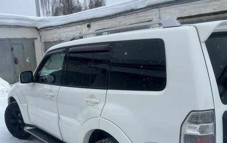 Mitsubishi Pajero IV, 2010 год, 1 900 000 рублей, 5 фотография