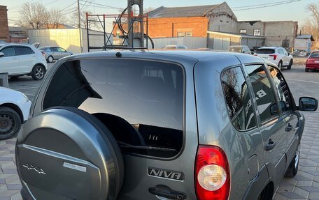Chevrolet Niva I рестайлинг, 2017 год, 565 000 рублей, 13 фотография