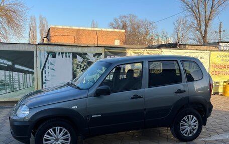 Chevrolet Niva I рестайлинг, 2017 год, 565 000 рублей, 12 фотография