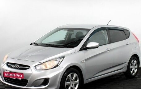 Hyundai Solaris II рестайлинг, 2013 год, 810 000 рублей, 2 фотография