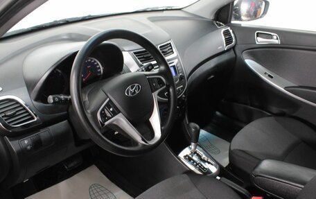 Hyundai Solaris II рестайлинг, 2013 год, 810 000 рублей, 17 фотография