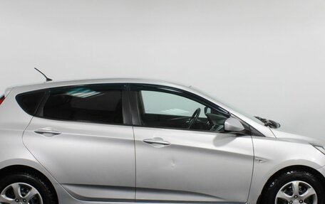 Hyundai Solaris II рестайлинг, 2013 год, 810 000 рублей, 5 фотография