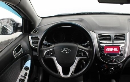 Hyundai Solaris II рестайлинг, 2013 год, 810 000 рублей, 16 фотография