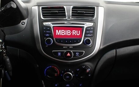 Hyundai Solaris II рестайлинг, 2013 год, 810 000 рублей, 14 фотография