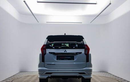 Mitsubishi Montero Sport, 2022 год, 4 320 000 рублей, 6 фотография