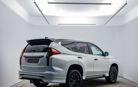 Mitsubishi Montero Sport, 2022 год, 4 320 000 рублей, 5 фотография