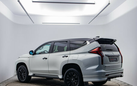 Mitsubishi Montero Sport, 2022 год, 4 320 000 рублей, 7 фотография