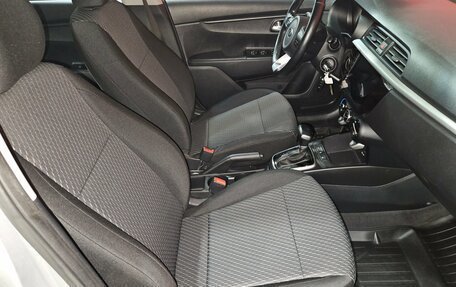 KIA Rio IV, 2018 год, 1 265 000 рублей, 12 фотография