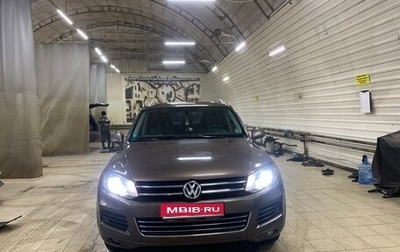 Volkswagen Touareg III, 2011 год, 1 650 000 рублей, 1 фотография