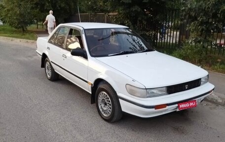 Nissan Bluebird IX, 1989 год, 350 000 рублей, 1 фотография
