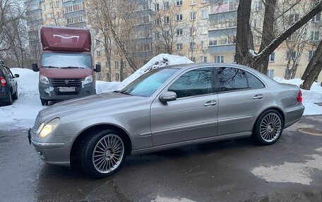 Mercedes-Benz E-Класс, 2004 год, 770 000 рублей, 4 фотография
