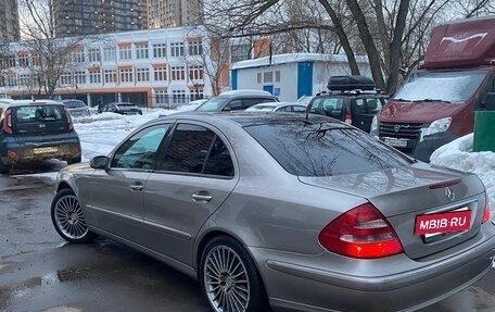 Mercedes-Benz E-Класс, 2004 год, 770 000 рублей, 14 фотография