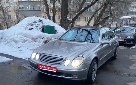 Mercedes-Benz E-Класс, 2004 год, 770 000 рублей, 15 фотография