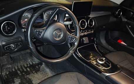 Mercedes-Benz C-Класс, 2018 год, 1 890 000 рублей, 7 фотография