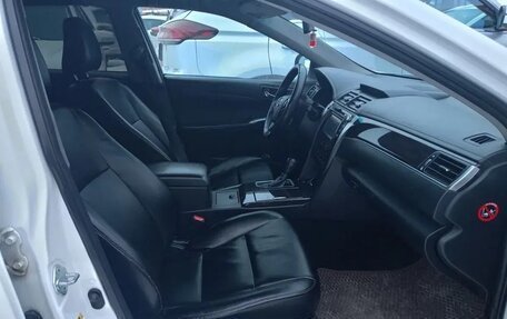 Toyota Camry, 2017 год, 1 500 000 рублей, 6 фотография