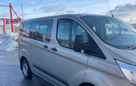 Ford Tourneo Custom I рестайлинг, 2013 год, 1 600 000 рублей, 3 фотография