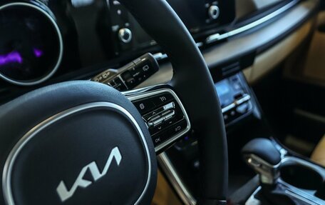 KIA Carnival, 2024 год, 6 990 000 рублей, 19 фотография
