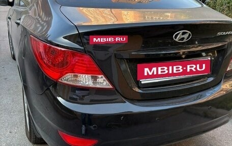 Hyundai Solaris II рестайлинг, 2012 год, 650 000 рублей, 3 фотография