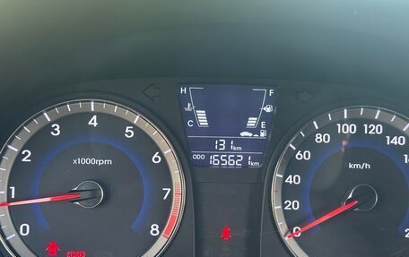 Hyundai Solaris II рестайлинг, 2012 год, 650 000 рублей, 12 фотография