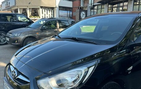 Hyundai Solaris II рестайлинг, 2012 год, 650 000 рублей, 13 фотография