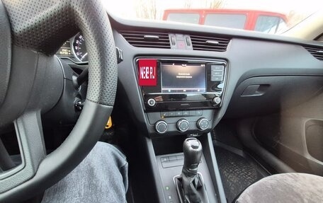 Skoda Octavia, 2018 год, 1 230 000 рублей, 10 фотография