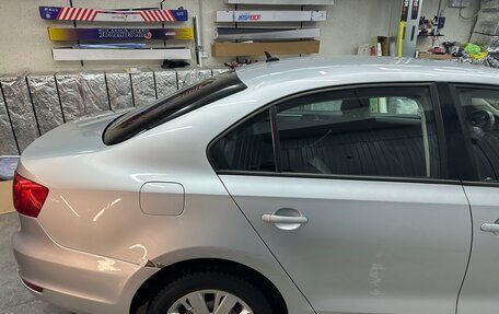 Volkswagen Jetta VI, 2011 год, 650 000 рублей, 5 фотография