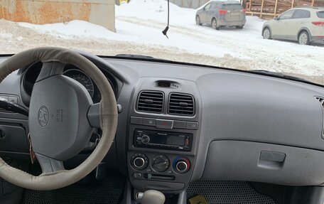 Hyundai Accent II, 2004 год, 352 000 рублей, 7 фотография
