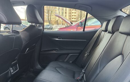 Toyota Camry, 2023 год, 3 900 000 рублей, 8 фотография