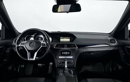 Mercedes-Benz C-Класс, 2011 год, 1 390 100 рублей, 14 фотография