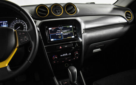 Suzuki Vitara II рестайлинг, 2021 год, 2 100 000 рублей, 14 фотография