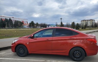 Hyundai Solaris II рестайлинг, 2012 год, 800 000 рублей, 1 фотография