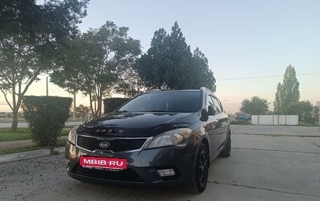KIA cee'd I рестайлинг, 2010 год, 865 000 рублей, 1 фотография