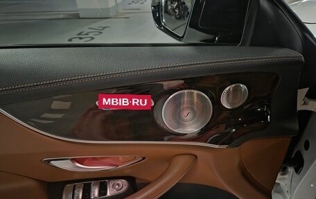 Mercedes-Benz E-Класс, 2017 год, 3 400 000 рублей, 1 фотография