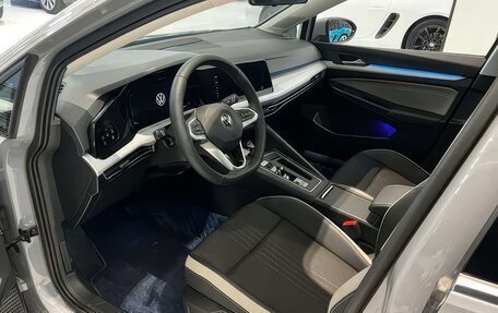 Volkswagen Golf VIII, 2022 год, 2 350 000 рублей, 10 фотография