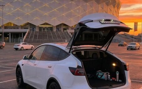 Tesla Model Y I, 2022 год, 3 900 000 рублей, 4 фотография