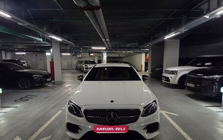 Mercedes-Benz E-Класс, 2017 год, 3 400 000 рублей, 9 фотография